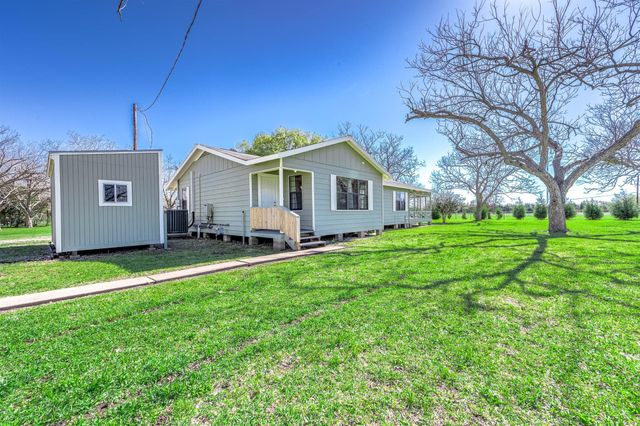 2474 Gates Road, Alvin, TX 77511