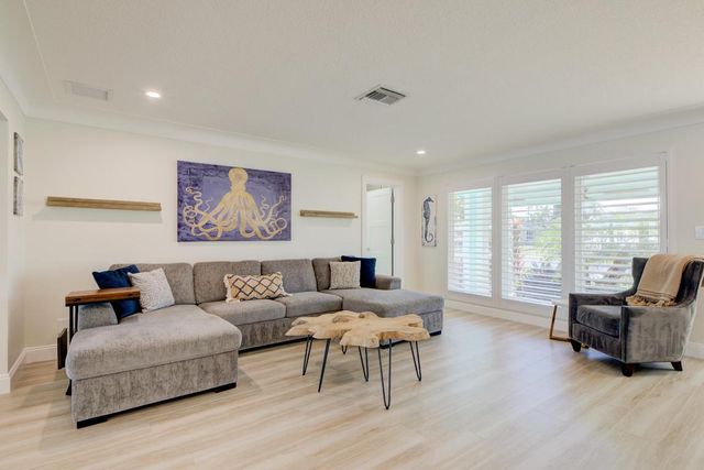 521 SE 4 Court, Pompano Beach, FL 33060