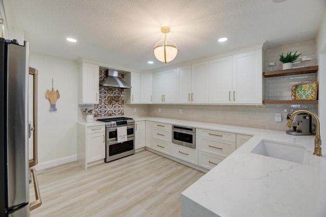 521 SE 4 Court, Pompano Beach, FL 33060