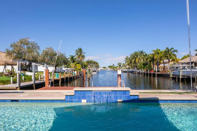 521 SE 4 Court, Pompano Beach, FL 33060