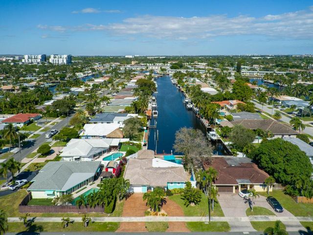 521 SE 4 Court, Pompano Beach, FL 33060