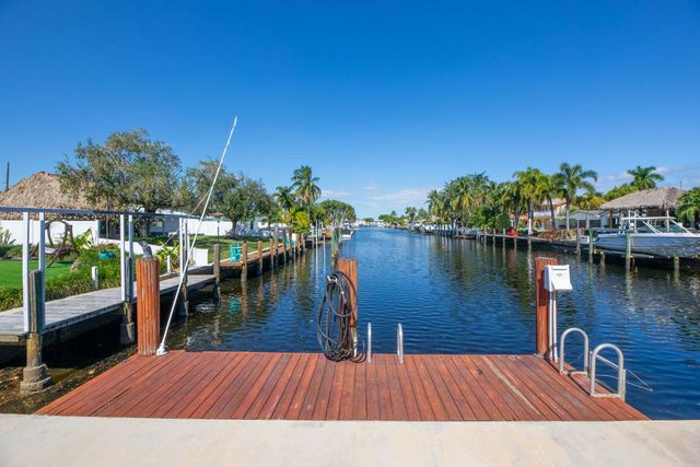 521 SE 4 Court, Pompano Beach, FL 33060