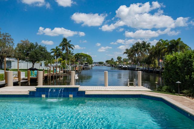 521 SE 4 Court, Pompano Beach, FL 33060