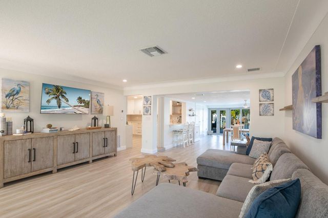 521 SE 4 Court, Pompano Beach, FL 33060