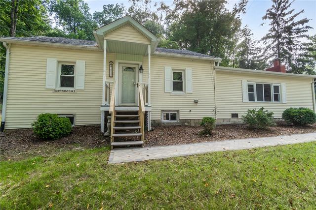 1712 Stonesthrow Road, Upper Saucon Twp, PA 18015
