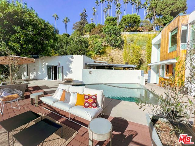7650 Curson Terrace, Los Angeles, CA 90046