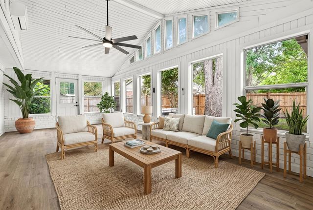 23 Shadowmoss Parkway, Charleston, SC 29414