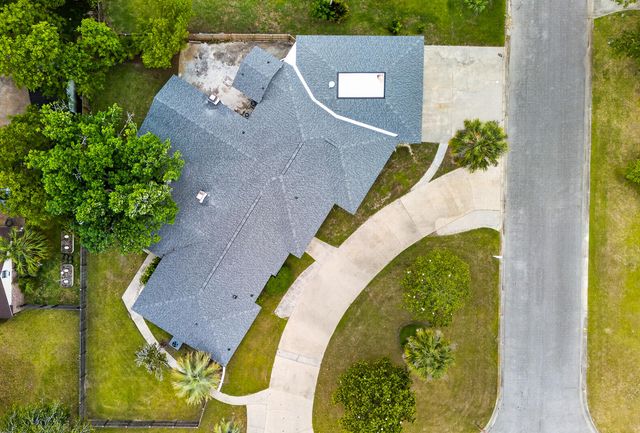 23 Shadowmoss Parkway, Charleston, SC 29414