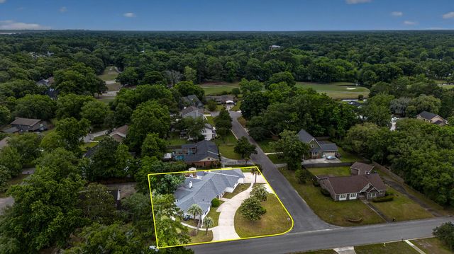 23 Shadowmoss Parkway, Charleston, SC 29414