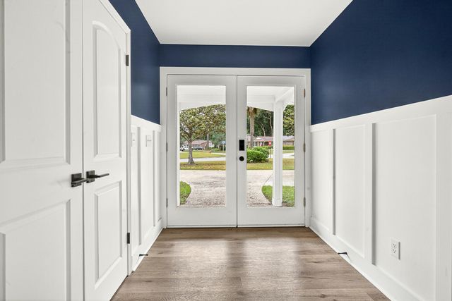 23 Shadowmoss Parkway, Charleston, SC 29414