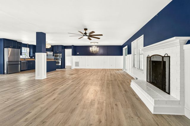 23 Shadowmoss Parkway, Charleston, SC 29414