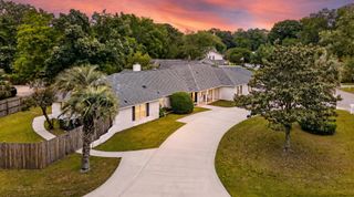 23 Shadowmoss Parkway, Charleston, SC 29414