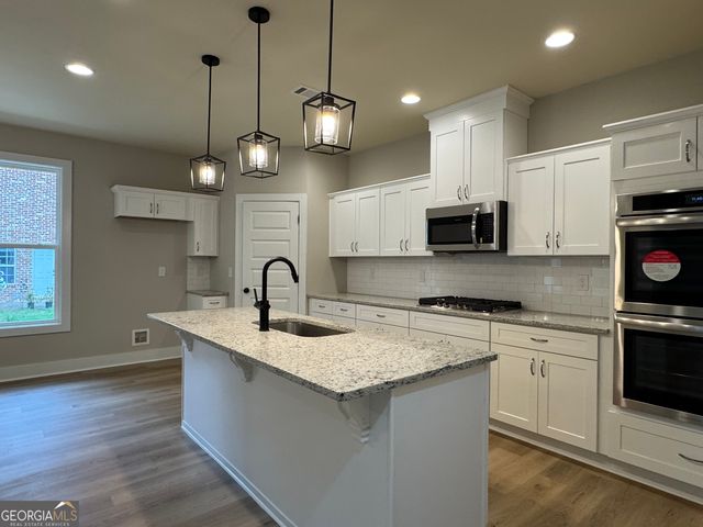 152 Hunters Chase Court, Eatonton, GA 31024