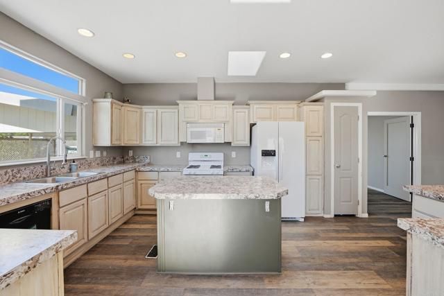 1301 S Hale Avenue SPC 41, Escondido, CA 92029