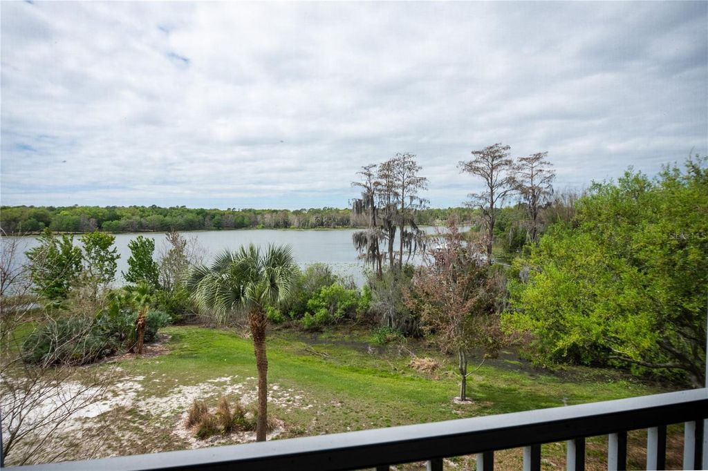Image 13 of property listing at 3428 SOHO STREET 204, Orlando, FL 32835