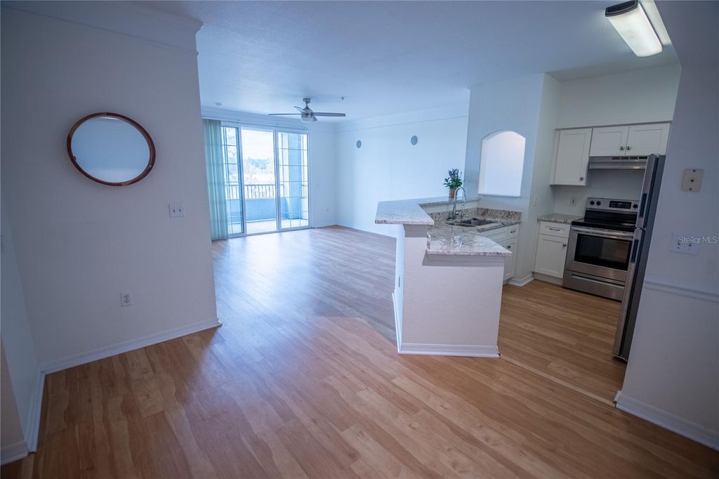 Image 5 of property listing at 3428 SOHO STREET 204, Orlando, FL 32835