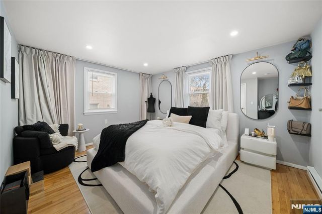 811 Pleasantview Terrace, Ridgefield, NJ 07657