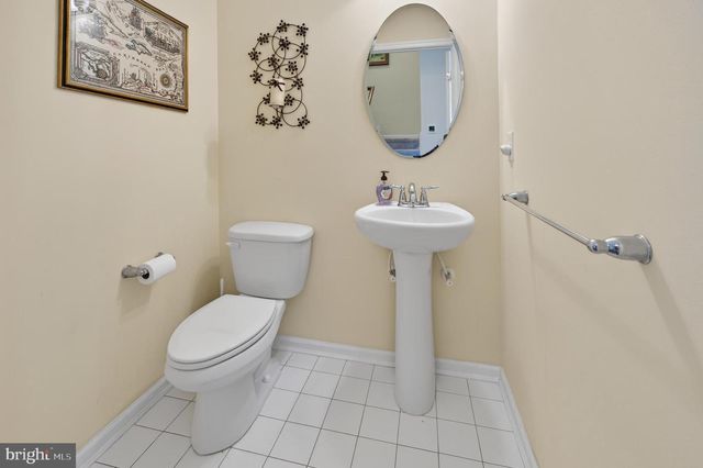 109 HELEN DR, Cinnaminson, NJ 08077