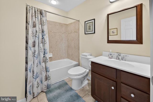 109 HELEN DR, Cinnaminson, NJ 08077