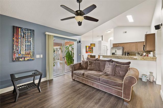 2102 APPLEGATE DRIVE, Ocoee, FL 34761