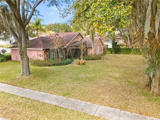 2102 APPLEGATE DRIVE, Ocoee, FL 34761