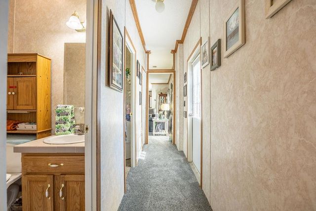 600 Old River Road, Starks, LA 70661