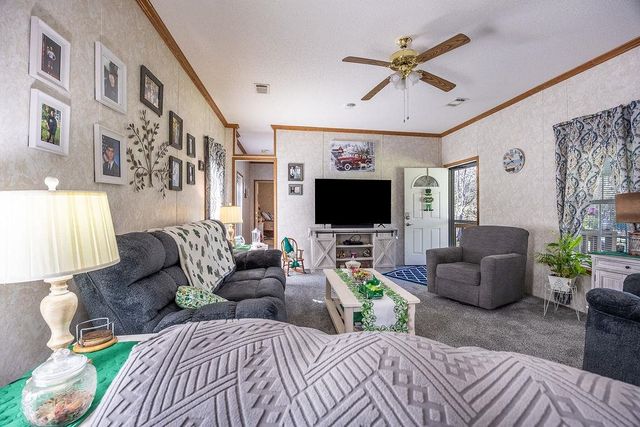 600 Old River Road, Starks, LA 70661