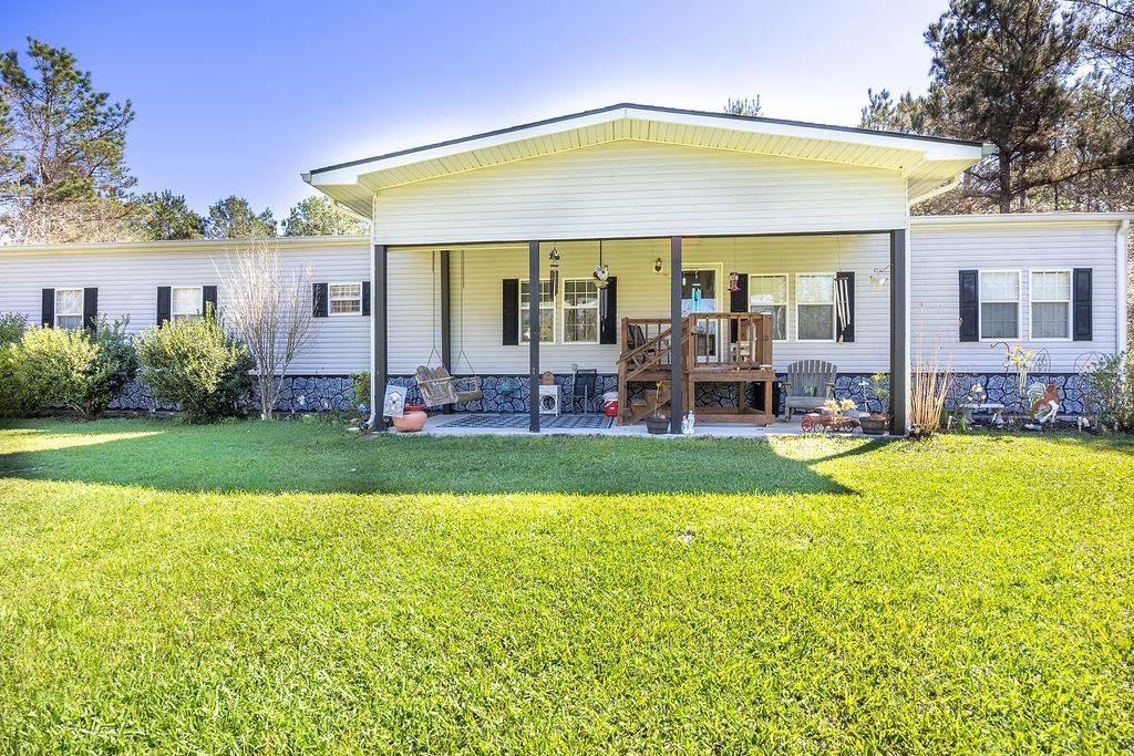 600 Old River Road, Starks, LA 70661