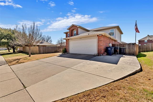 5312 Emmeryville Lane, Fort Worth, TX 76244