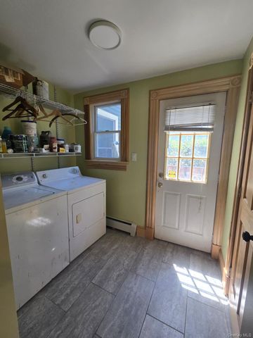 248 N Highland Avenue, Chestnut Ridge, NY 10965