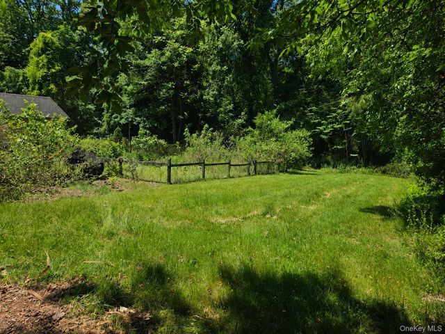 248 N Highland Avenue, Chestnut Ridge, NY 10965
