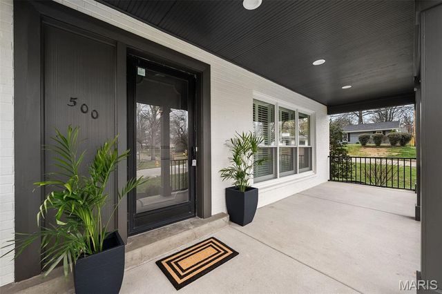 500 Beaucaire Drive, Warson Woods, MO 63122