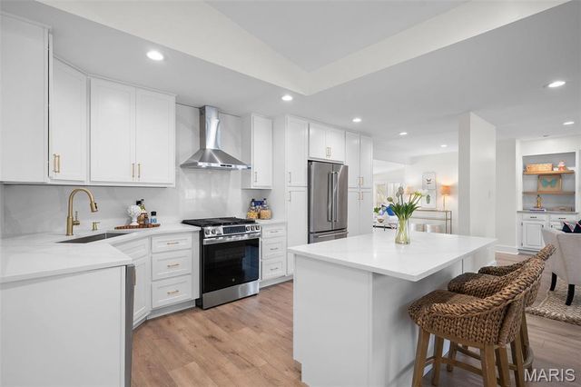 500 Beaucaire Drive, Warson Woods, MO 63122