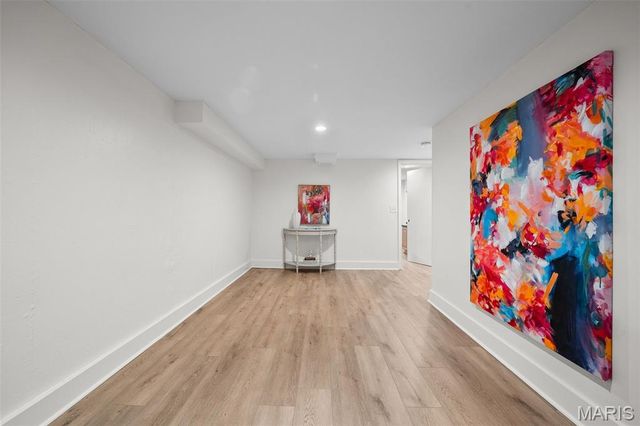 500 Beaucaire Drive, Warson Woods, MO 63122