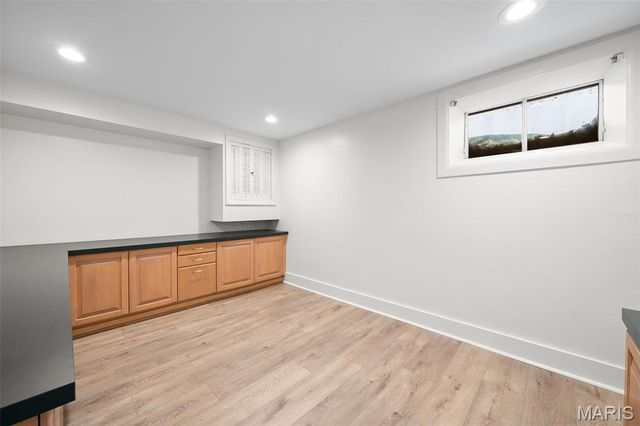 500 Beaucaire Drive, Warson Woods, MO 63122