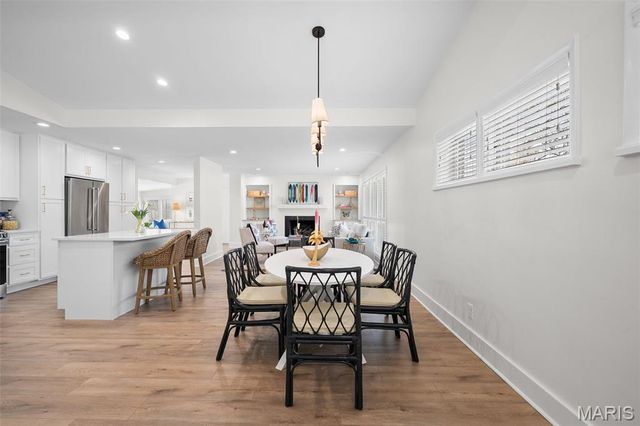 500 Beaucaire Drive, Warson Woods, MO 63122