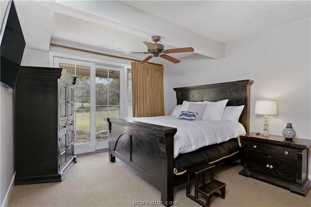 3247 Founders Drive B, Bryan, TX 77807