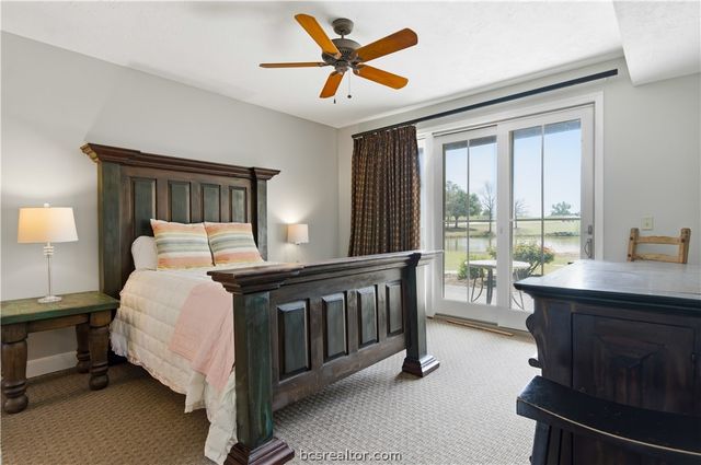 3247 Founders Drive B, Bryan, TX 77807
