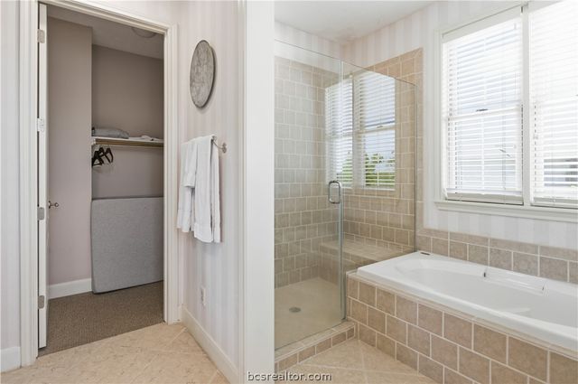 3247 Founders Drive B, Bryan, TX 77807