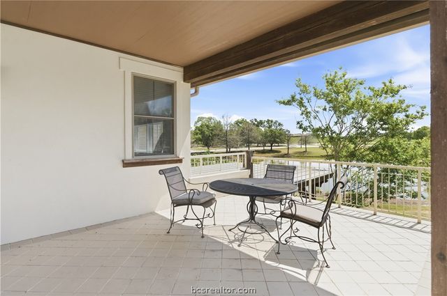 3247 Founders Drive B, Bryan, TX 77807