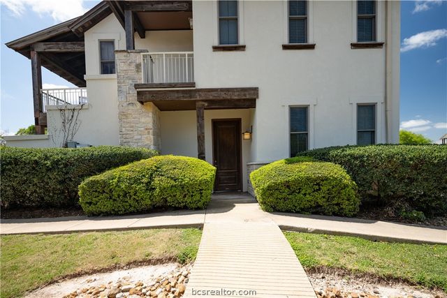 3247 Founders Drive B, Bryan, TX 77807