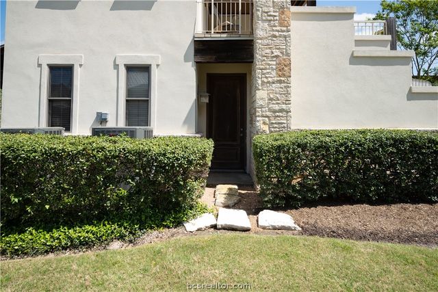 3247 Founders Drive B, Bryan, TX 77807