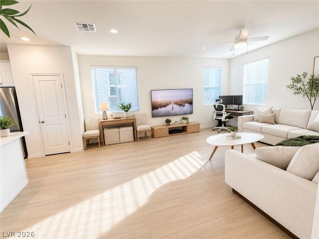 1482 Upland Sandpiper Street, Las Vegas, NV 89138