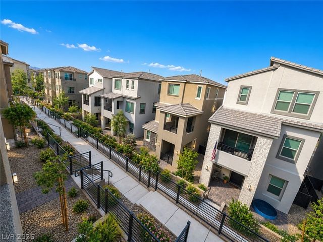 1482 Upland Sandpiper Street, Las Vegas, NV 89138