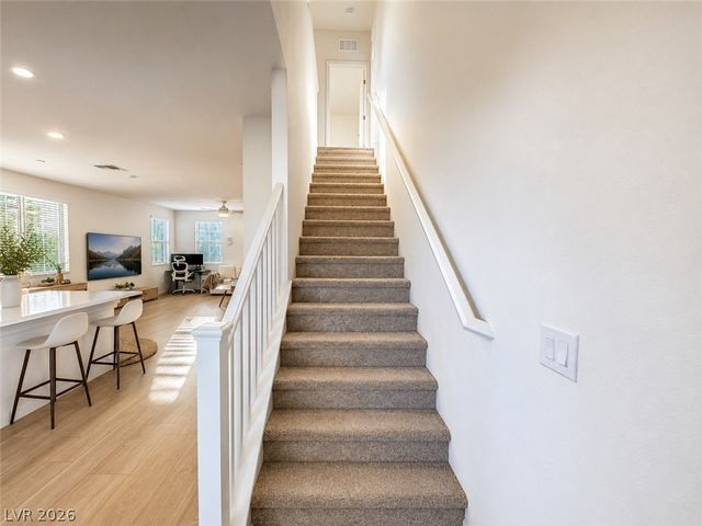 1482 Upland Sandpiper Street, Las Vegas, NV 89138