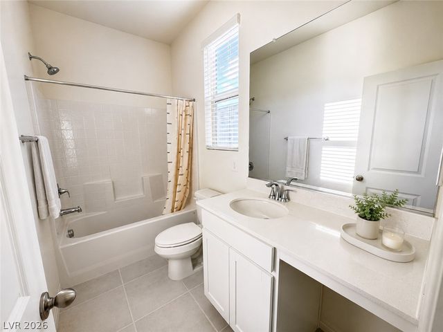 1482 Upland Sandpiper Street, Las Vegas, NV 89138