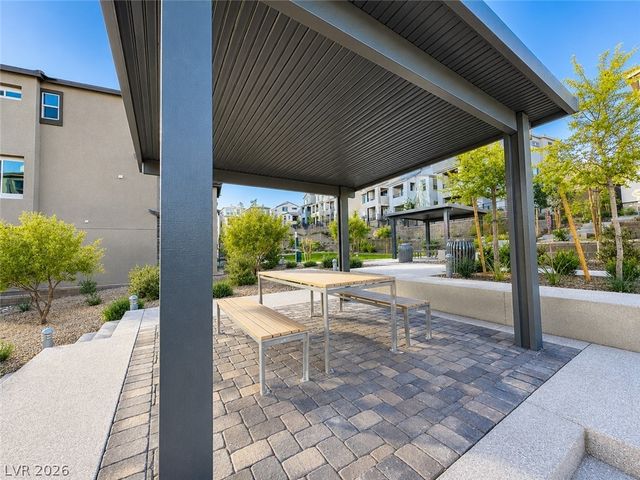 1482 Upland Sandpiper Street, Las Vegas, NV 89138