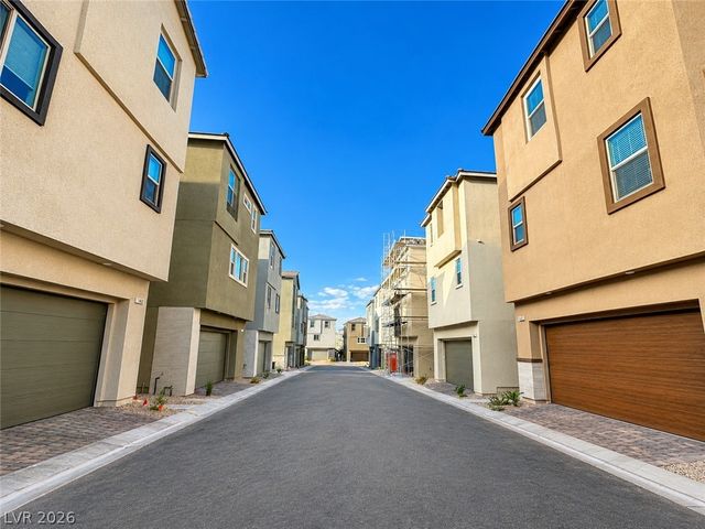 1482 Upland Sandpiper Street, Las Vegas, NV 89138