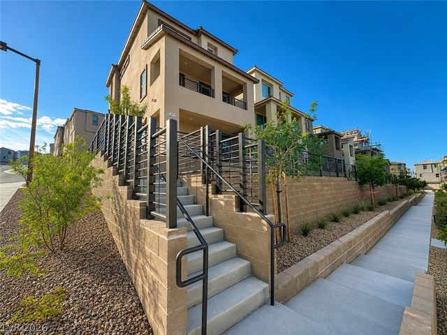 1482 Upland Sandpiper Street, Las Vegas, NV 89138