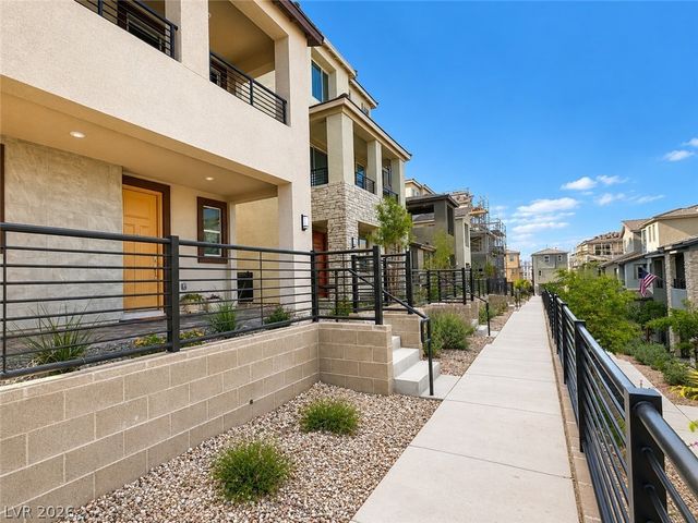 1482 Upland Sandpiper Street, Las Vegas, NV 89138